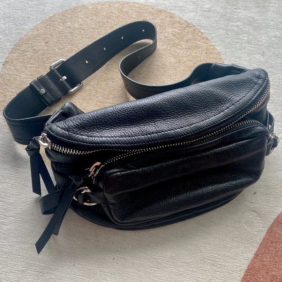 & Other Stories - Leather Fanny Pack - Picture 2 of 5